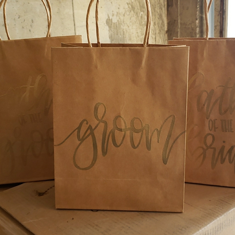 Wedding gift bags groom